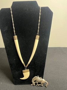 VTG Costume Jewelry Mixed Lot - Horse Brooch & Horn-Form Pendant Necklace