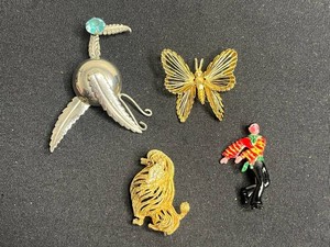 VTG Costume Jewelry Brooches - Monet Butterfly & Mixed Designs (Lot of 4)
