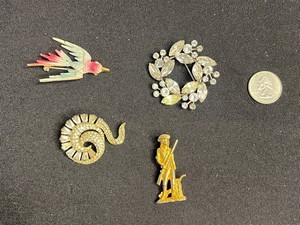 Vintage Costume Jewelry Brooches - Weiss, Kramer & Mamselle, 4pc Mixed Lot
