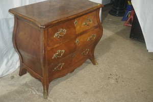 Late 20th Century Baker French Bombay Style Nightstand 27x15x25
