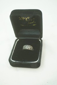 Vintage Openwork Floral Band Ring Crafted from 925 Sterling Silver