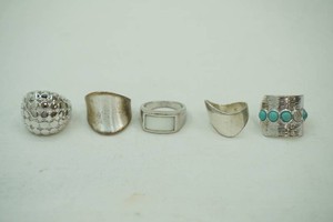 group or rings (displays boxes not included)