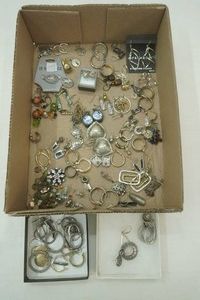 Jewelry Lot Pairs of Earrings