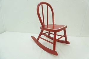 vintage child or doll wood rocker 9 seat height