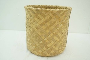 natural woven straw planter with metal liner 13 tall and 13 diameter
