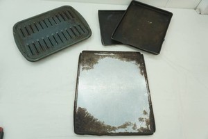 broiler pan, pizza pan, cookie sheets