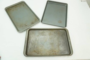 3 large baking pans