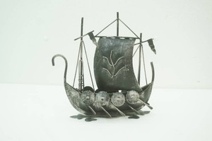 metal art Viking ship 10 tall