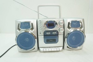 Durabrand AMFM stereo with CD and cassette player works