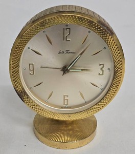 Vintage Seth Thomas Vignette 1964 Gold-Tone Alarm Clock