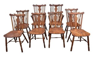 Set of 8 Antique English Thames Valley Windsor Comb-Back Chairs, c. 1780