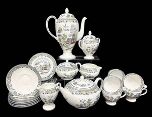 Bone China Tea Service - Wedgwood Chinese Legend 6-Place Setting