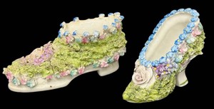 Vintage Elfinware Mossware Miniature Porcelain Shoes Pair