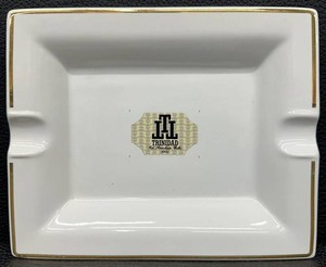 Vintage Trinidad Ceramic Cigar Ashtray With Gold Trim