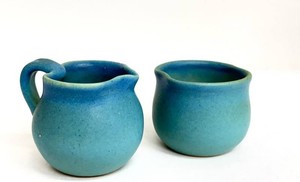 Creamer & Sugar Set - Vintage Van Briggle 2-Piece