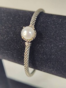 925 David Yurman Chantelaine Pearl Bangle Bracelet