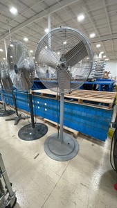 TPI 24 FAN ON A STAND