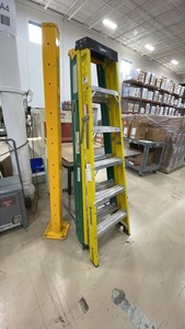 DAVIDSON AND HUSKY STEP LADDERS