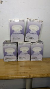 Lot Of 5 Commercial Electric 3 Recessed Light Kits White Trim K39