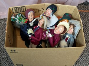Handcrafted Victorian Caroler Display Figurines - 6-Piece Set