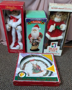 Vintage Animated Holiday Figures Lot & Musical Christmas Carol Clock