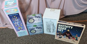 Vintage Easter Tree, Globe Lights, Kris Kringle Candle & Nativity Bake Set
