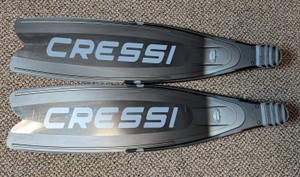 Cressi Full-Foot Scuba Diving & Snorkeling Fins Size 3.54  - Brand New