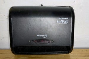 Georgia-Pacific SofPull Automated Touchless Paper Towel Dispenser