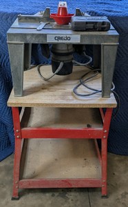 Credo Benchtop Router Table with Stand and Router