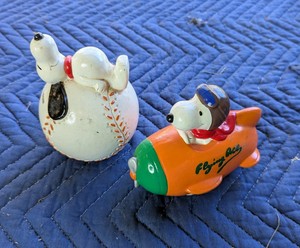 Vintage Peanuts Snoopy Baseball Figurine and Flying Ace Airplane Piggy Banks 2-Piece Lot