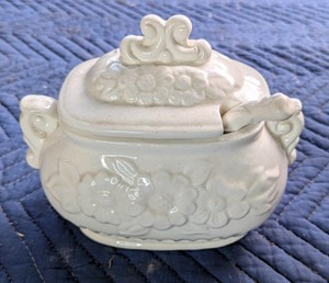 Embossed White Ceramic Condiment Dish with Lid and Spoon