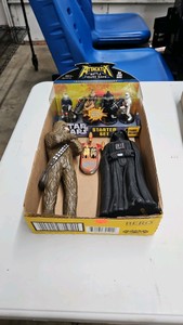 Star wars lot battle figure game and statues etc