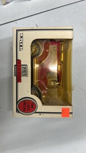 Ertle diecast bank metal tractor supply company 1913 model