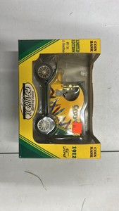Diecast metal Crayola toy bank car