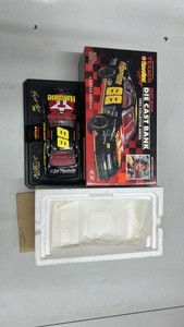 racing champions diecast Bank 1995 collector series haling Texaco racing collectible