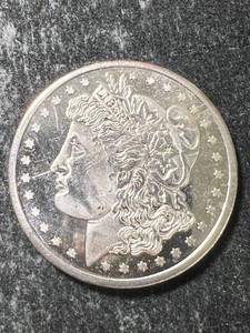 1 TROY OZ .999 FINE SILVER MORGAN DOLLAR ROUND