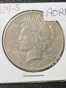 1924-S US PEACE SILVER DOLLAR