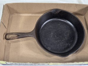 Wagner Sidney 5 Cast Iron Skillet