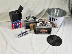 Harley-Davidson Die-Cast Model Motorcycles and Collectibles
