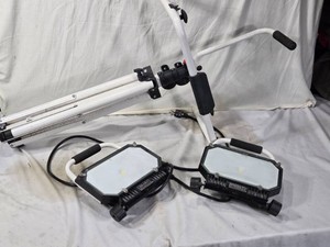 Smart Electrician Dual LED Work Light with Stand