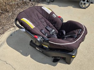 Graco SnugRide Click Connect 35 Car Seat