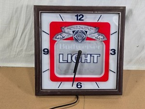 Budweiser Light Label Sign Clock - 1982 - Works - 13.5x13.5