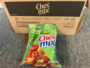 2x 8-4.5oz  Chex Mix Spicy Dill Pickle