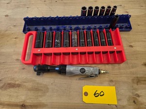 12 Air Ratchet & 12 Sockets...