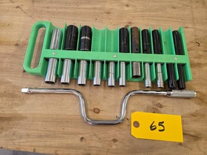 12 Speed Wrench, 38 & 12 Sockets...