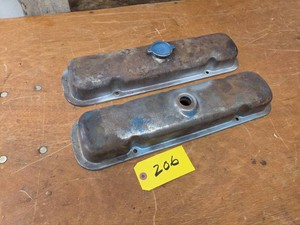 Pontiac 400 Valve Covers with Oil D...