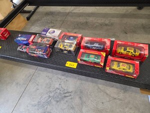 (9) Dale Earnhardt & Assorted Nasca...