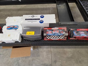 (3) Richard Petty Dicast Cars, (1) ...