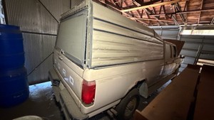 1990 Ford F-350 Crew Cab Pickup