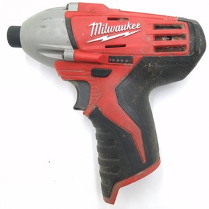 Milwaukee M12 2462-20 14 Hex Cordless Impact Driver